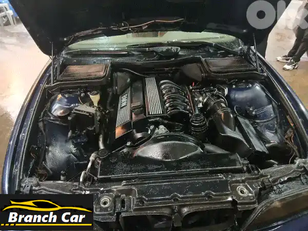 بي إم دبليو الفئة الخامسة E39 موديل 1998: موتور...