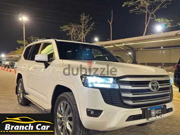 تويوتا لاندكروزر 2022 GXR الجديدة: قوة وفخامة لا...