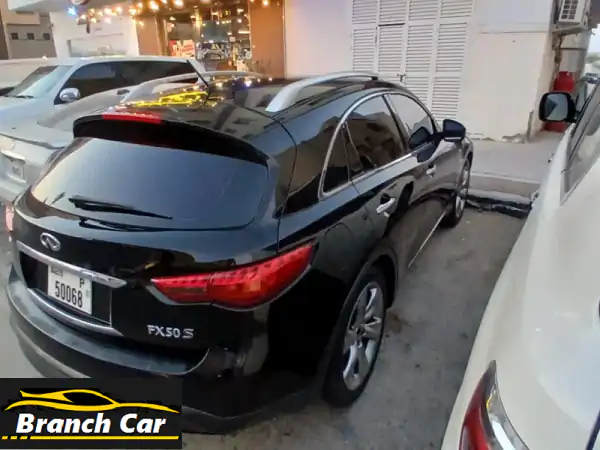 فرصة استثنائية: انفينيتي FX50 2012 خليجي فل أبشن بسعر 13,500!