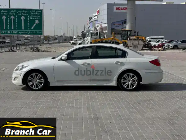 فرصة ذهبية: هيونداي جينيسيس 2013 بيضاء | مواصفات كاملة وتأمين لغاية 2026