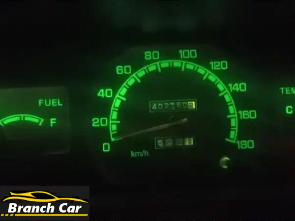 حافلة صغيرة 14 راكب للبيع: حالة ممتازة، ضمان...