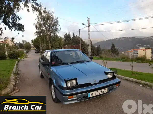 هوندا أكورد 1988 للبيع: نظافة فائقة، قير عادي،...