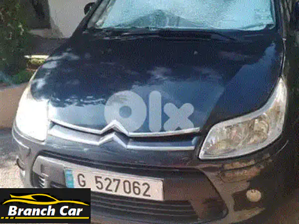 كاديلاك CTS 2003 للبيع: نظافة خارقة، ميكانيك أسطوري. سيارة أحلامك تنتظرك!