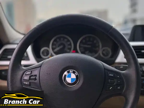 امتلك الآن: BMW 320 موديل 2018 الفاخرة | فتحة، بصمة، شاشة | مقدم 15000 درهم شامل!
