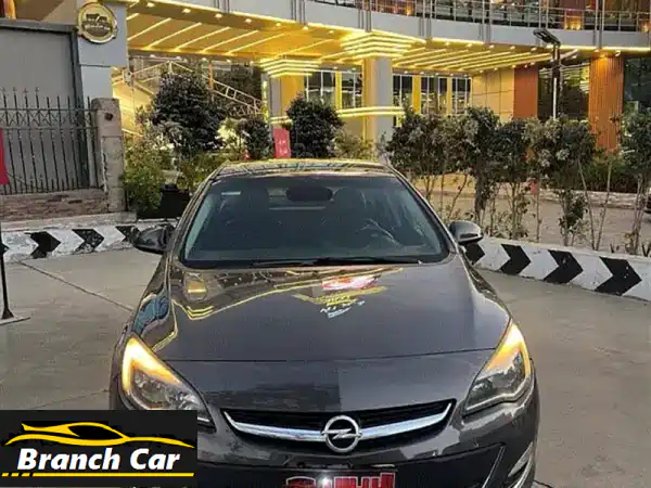 فرصة ذهبية: أوبل أسترا 2014 | كاملة، رخصة سنة،...