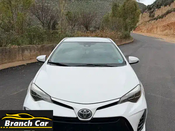 تويوتا كورولا 2017 SE - عداد 650 كلم فقط! بحالة...