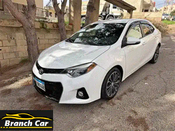 تويوتا كورولا 2017 SE - عداد 650 كلم فقط! بحالة ممتازة وجاهزة للانطلاق.