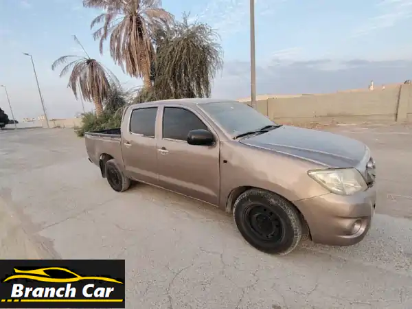 فرصة ذهبية: تويوتا هايلكس 2010 أوتوماتيك - كابينة مزدوجة - القوة والراحة في آن واحد!