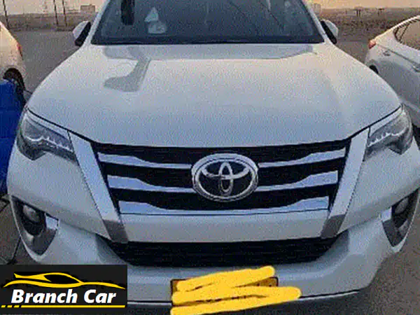 فرصة ذهبية: تويوتا فورتشنر ديزل 2020 دفع رباعي | نظافة الوكالة وبدون حوادث - 146 ألف كم (مسقط)