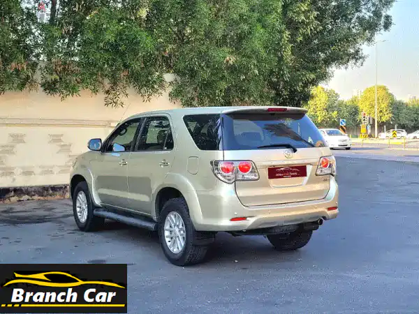 تويوتا فورتشنر SR5 2014 – 7 مقاعد | بحالة ممتازة | تسجيل وتأمين حتى 2027 | للبيع