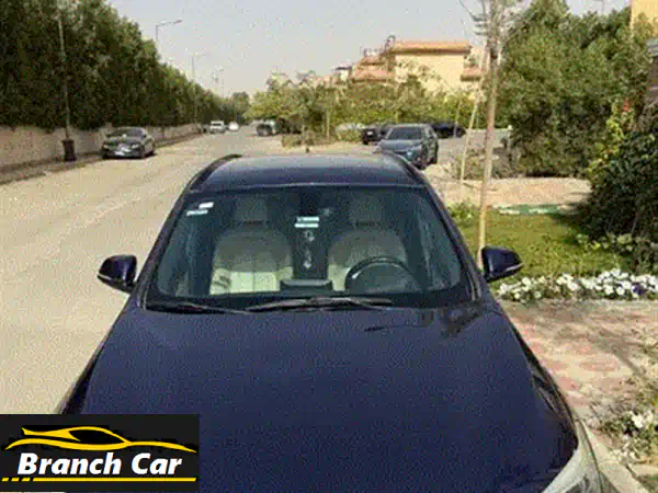 فرصة ذهبية: BMW X1 2019 فابريكا بالكامل | حالة الزيرو بصيانة بافاريا