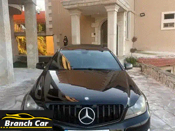 امتلك الفخامة والقوة: مرسيدس C-Class 2009 | حالة استثنائية