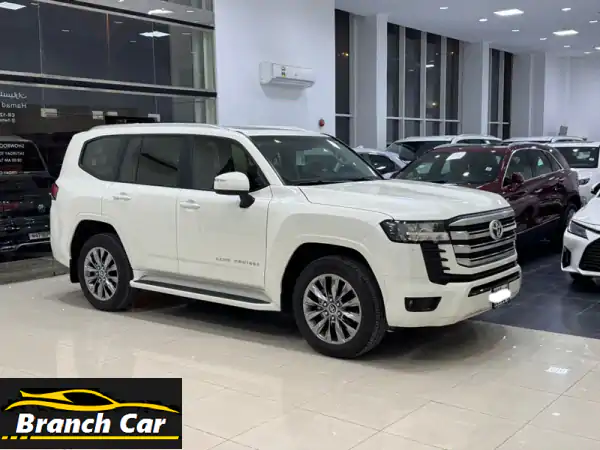 فرصة ذهبية: تويوتا لاند كروزر GXR 2025 بيضاء - 1000 كم...