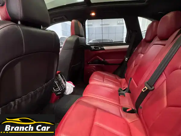 فرصة لا تضاهى: بورش كايين إس 2014 سوداء | فخامة، قوة، وأداء رياضي في البحرين