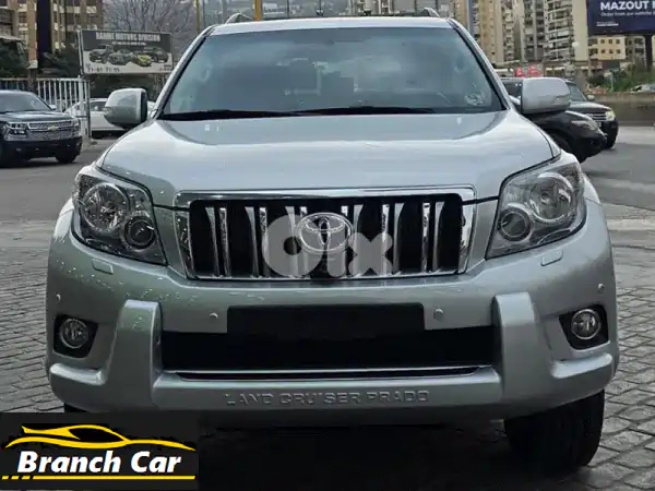 اكتشف الفخامة والمغامرة: تويوتا برادو 2010...