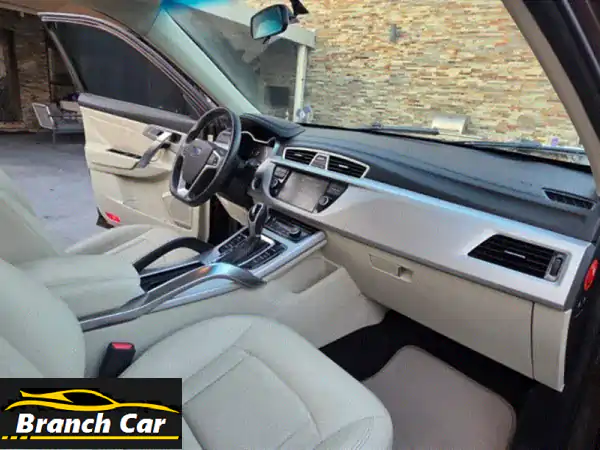 جيلي 2017 خليجي ممشى 140 كم بحالة جيدة