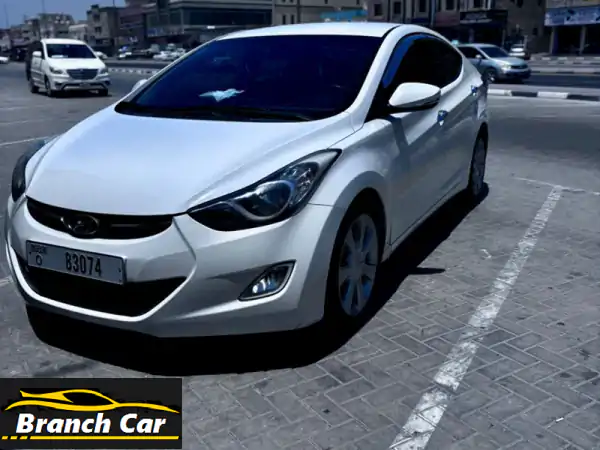 فرصة ذهبية: هيونداي أفانتي 2011 بيضاء بالشارقة – مواصفات كاملة، بصمة، تدفئة مقاعد! (1600cc)