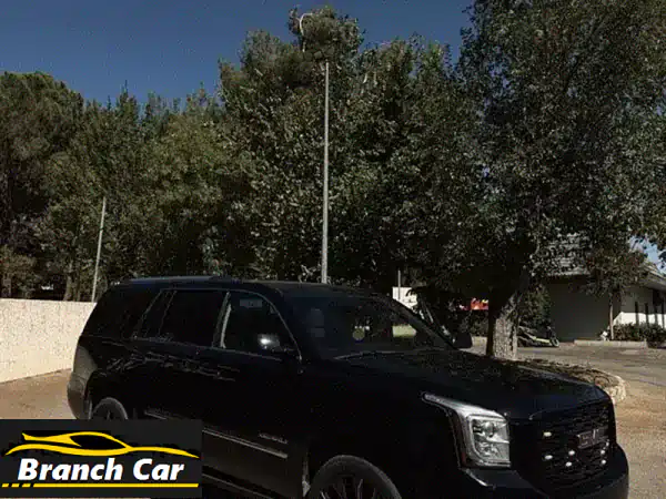 GMC Yukon Denali 2015 أسود: فخامة، قوة، وكأنها جديدة (77 ألف...