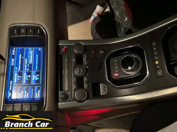 رنج روفر إيفوك 2013 للبيع | استخدام سيدة راقية | 160 ألف كم | حالة ممتازة