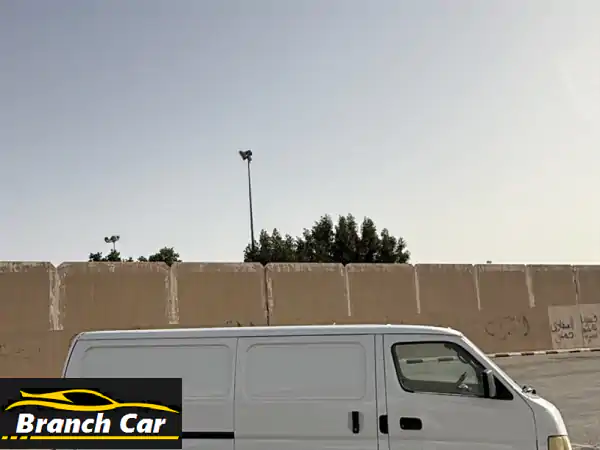 باص نيسان أورفان 2005 للإيجار الشهري: شريكك الأمثل...