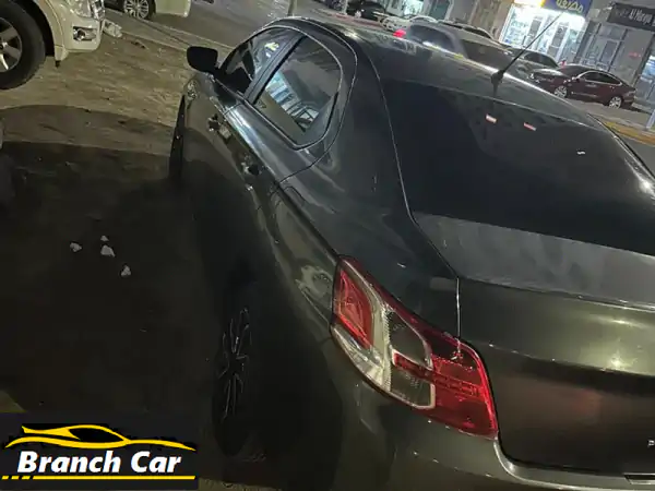 فرصة ذهبية: بيجو اقتصادية 4 سلندر للبيع - نظافة فائقة وإطارات جديدة بسعر مغرٍ!