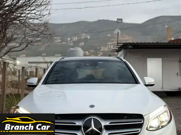 مرسيدس GLC 300 2018 فل كامل: فخامة 4MATIC وأمان بانورامي...