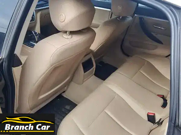 للبيع: BMW 320i 2016 - صيانة شاملة، كـالجديدة،...