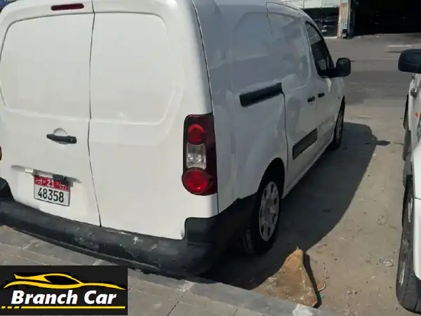 فرصة ذهبية: مغسلة سيارات متنقلة بيجو بانتر 2016 للبيع - جاهزة للعمل بأبوظبي، مصفح