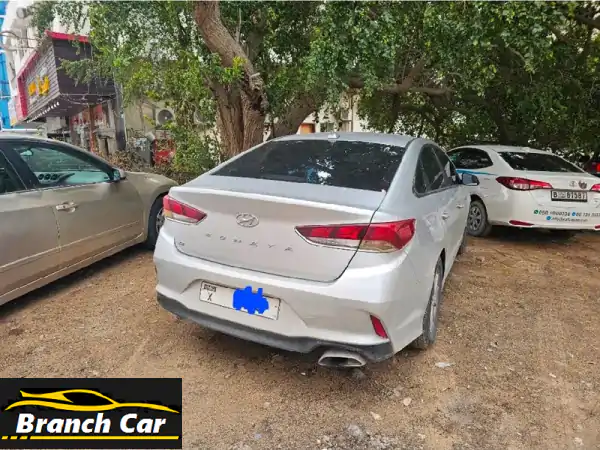 فرصة ذهبية: هيونداي سوناتا 2018 وارد أمريكي للبيع - نظيفة وجاهزة للانطلاق!