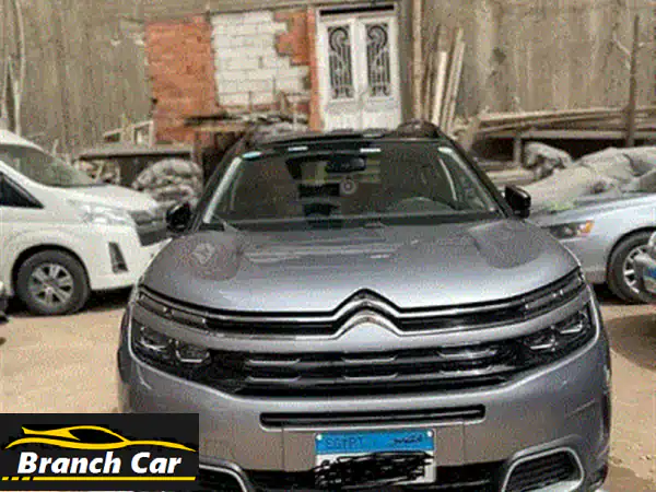 أناقة إيطالية وأداء لا يُضاهى: ألفا روميو 146 موديل...