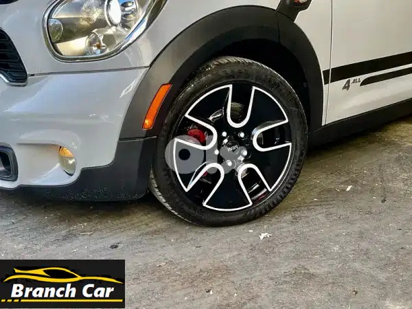 انطلق بأناقة ومرح! MINI Cooper S Countryman 2011: مغامرتك...