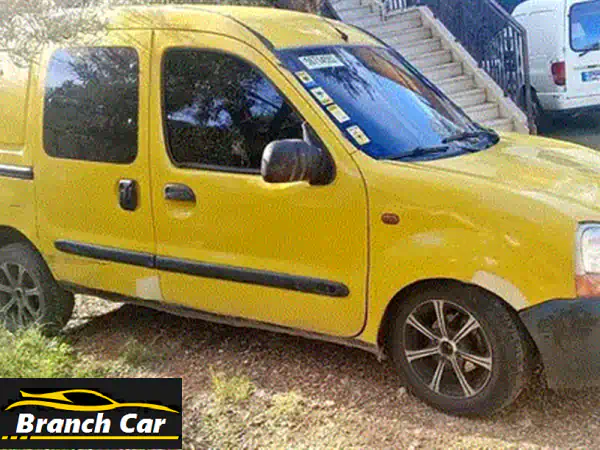 اكتشف رينو كانجو 2000: العملية والراحة بانتظارك! موديل 2000، مكيف، دواليب جديدة، وجاهزة للانطلاق.