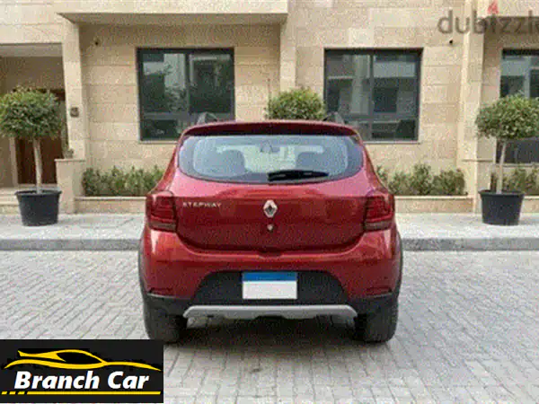 فرصة نادرة: رينو سانديرو ستيب واي 2021 أعلى فئة | فابريكا بالكامل | رخصة 2026 | الشيخ زايد