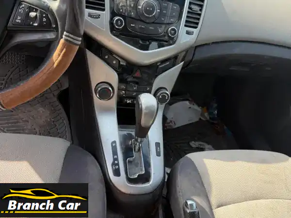 فرصة ذهبية: شيفروليه كروز للبيع بدبي - حالة ممتازة، رخصة سارية أكتوبر - سعر نهائي لسرعة البيع!