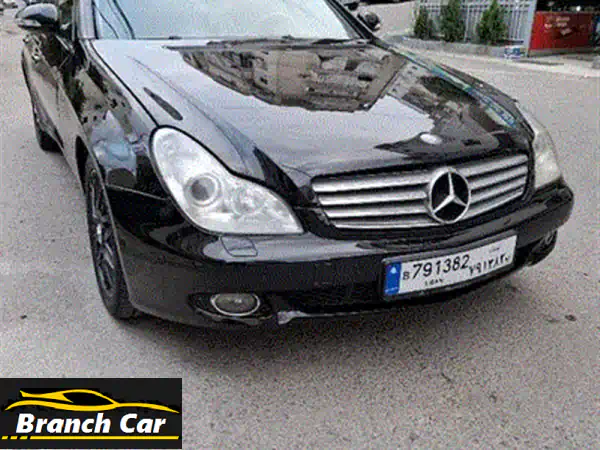 تحفة نادرة! مرسيدس CLS 500 موديل 2006 - بحالة المصنع - 155 ألف كم فقط