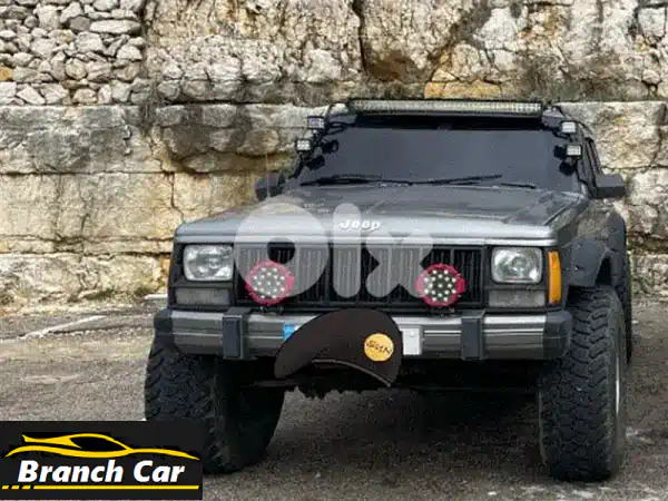 للبيع: جيب شيروكي XJ 1989 الأسطورية - مجهزة...
