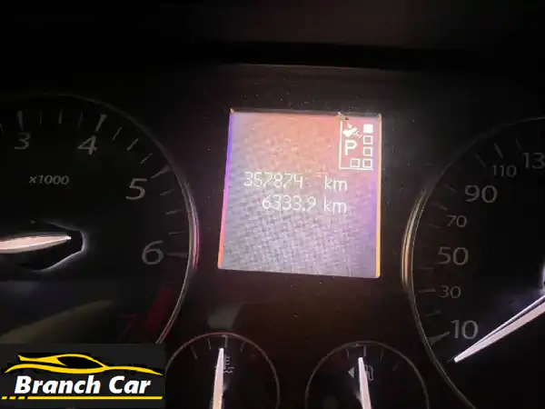 سيارة نظيفة وعملية جاهزة لنقل الملكية. متوفرة...