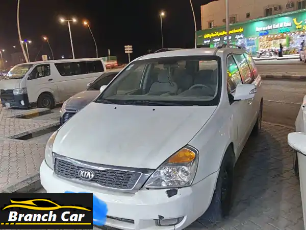 السيارة بحالة ممتازة، الطراز كرنفال، سنة الصنع...