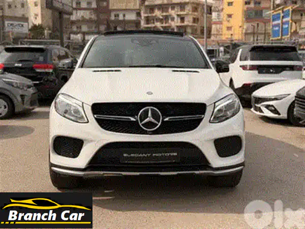 مرسيدس GLE 43 AMG 2017 أزرق ميتاليك: فخامة مطلقة وأداء AMG مبهر - بحالة الوكالة وبدون حوادث!