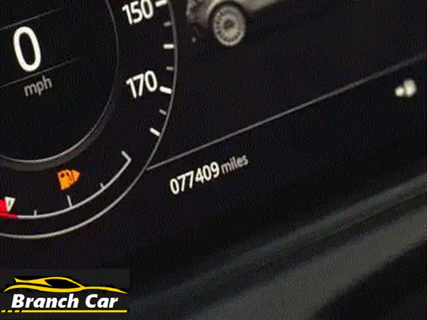 رينج روفر فيلار 2018 R-Dynamic P380 V6 | أسود × أسود | فل كامل | كارفاكس نظيف