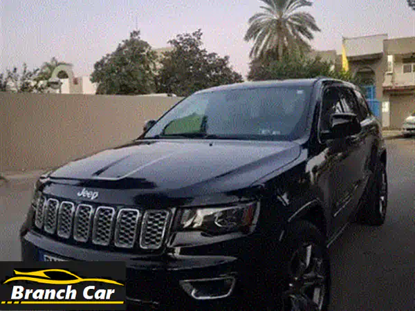 جيب جراند شيروكي 2018 للبيع | سعر خاص | دفع رباعي ومقاعد جلد فاخرة | بحالة ممتازة