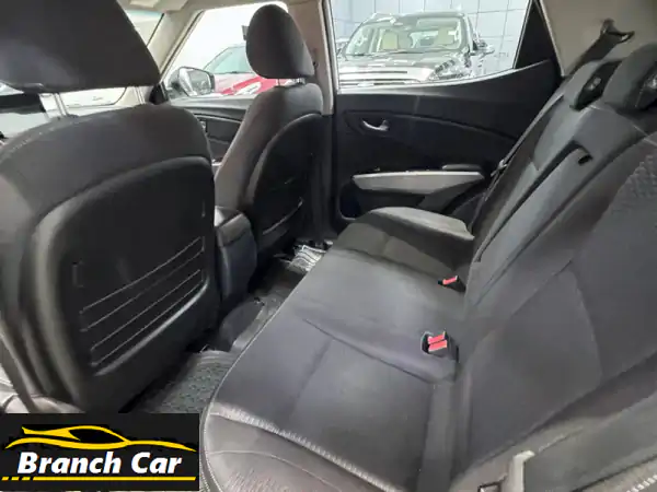 سانج يونج تيفولي 2019 (أبيض)  المسافة المقطوعة: 114,950 كم، المواصفات المتوسطة: عجلات سبائك، ...