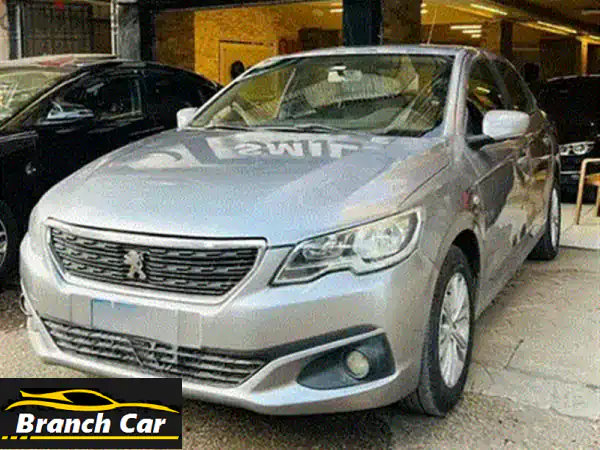 رينو فلوانس 2016 للبيع | أوتوماتيك | برجاندي مميز | 87 ألف كم فقط | فحص كامل