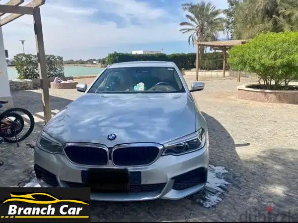 للبيع: BMW 530i 2019 فبريكا بالكامل - بي إم دبليو...