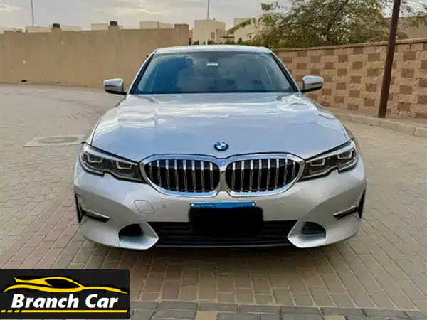 BMW 320i 2020 Luxury | فخامة الأداء البافاري بحالة المصنع...