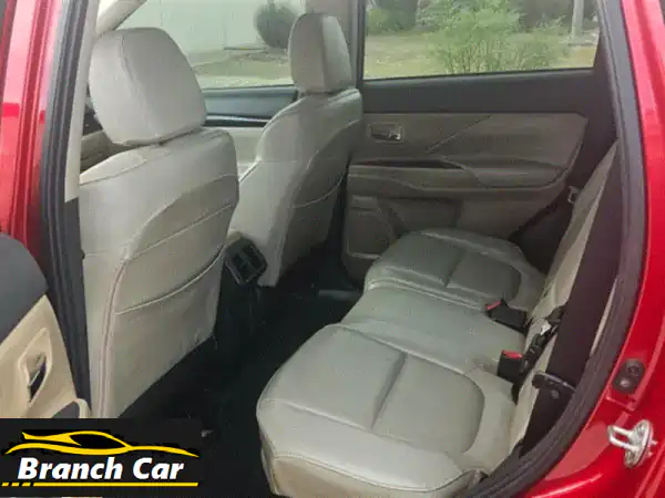 ميتسوبيشي أوتلاندر 2022 في العين | SUV عائلية بحالة...