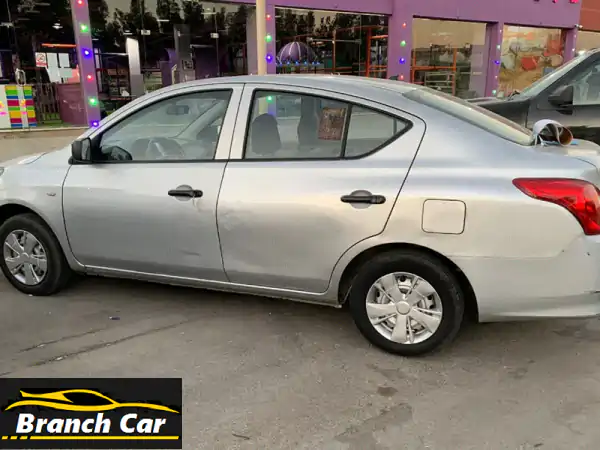 نحن مقيمون ونرغب في سيارة في الرياض. نشتري ونبيع السيارات المستعملة بنظام التقسيط. الشروط كالتالي: .