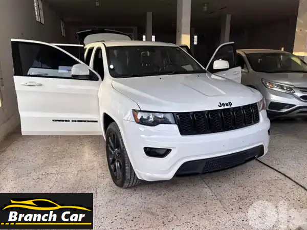 جيب شيروكى 2017