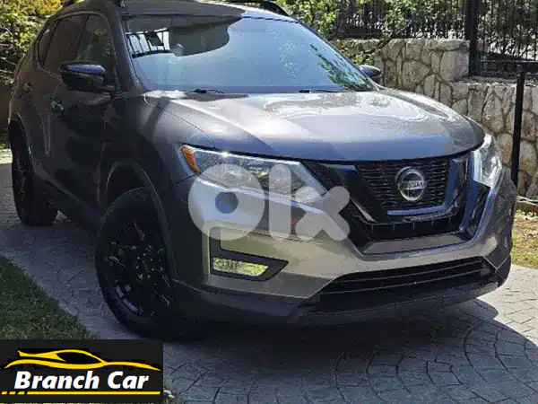 نيسان روج 2018 Midnight Black SV 💎 كاميرات 360° | كارفاكس نظيف...