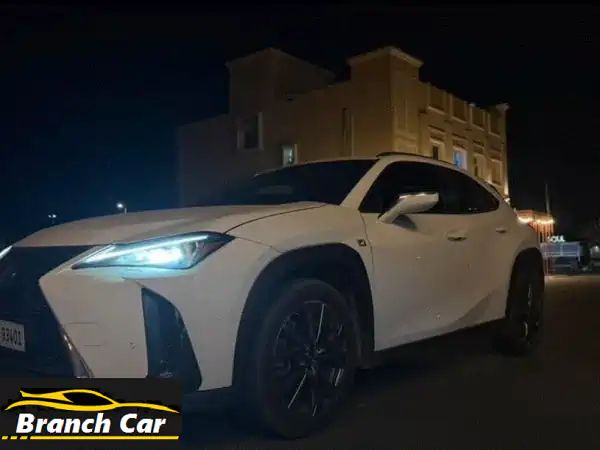 لكزس ux 200 f sport بحالة نظيفة جداً، ممشى 67 كم، السعر 69 ألف.